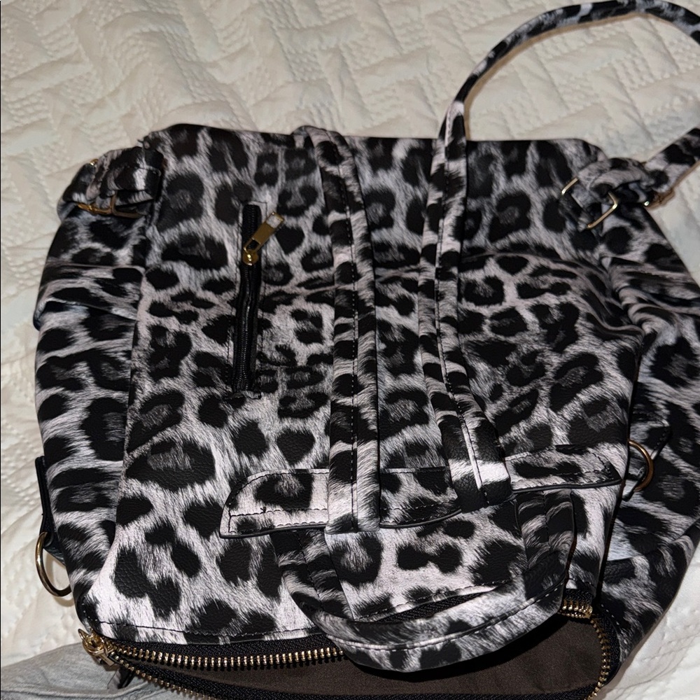 Black & Gray Leopard-Print Women's Backpack - Picture 6 of 10